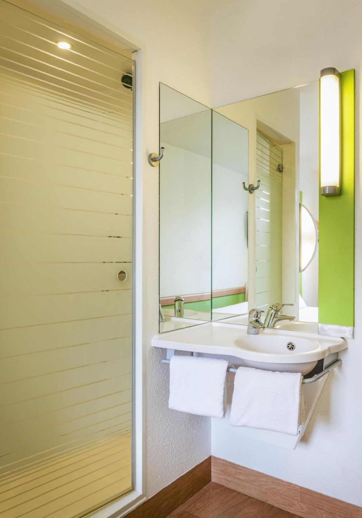 Cambridge Hotel Bradford Central מראה חיצוני תמונה